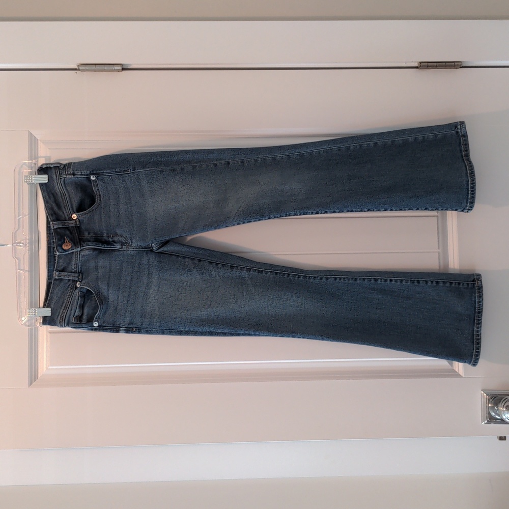 American Eagle Kickboot Jeans Size 2 SHORT